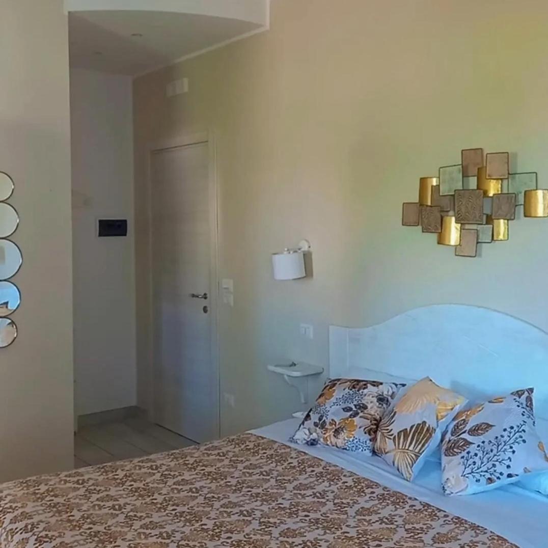 B&B Incentro Santa Maria di Castellabate Bagian luar foto